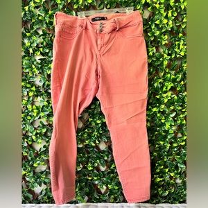Torrid woman's jeans in Coral color 20R - stretch!